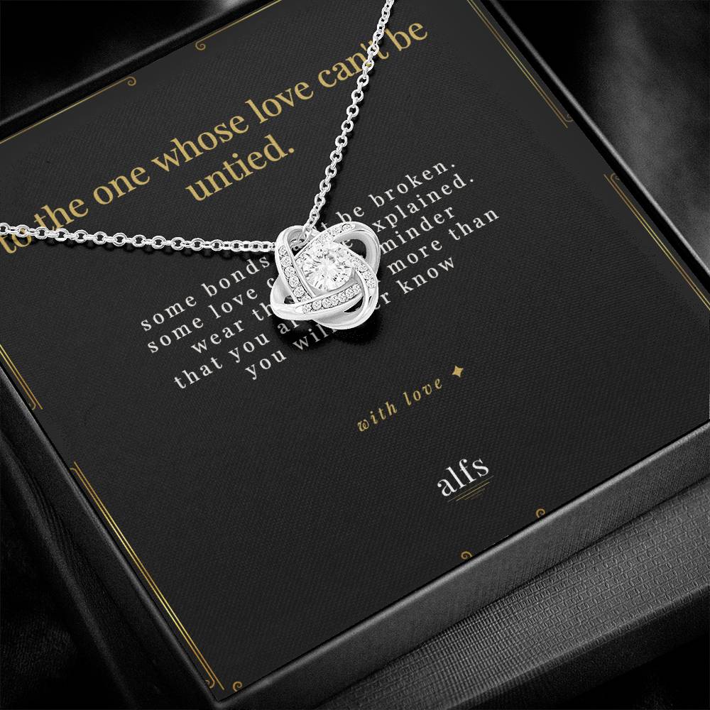 the love knot necklace