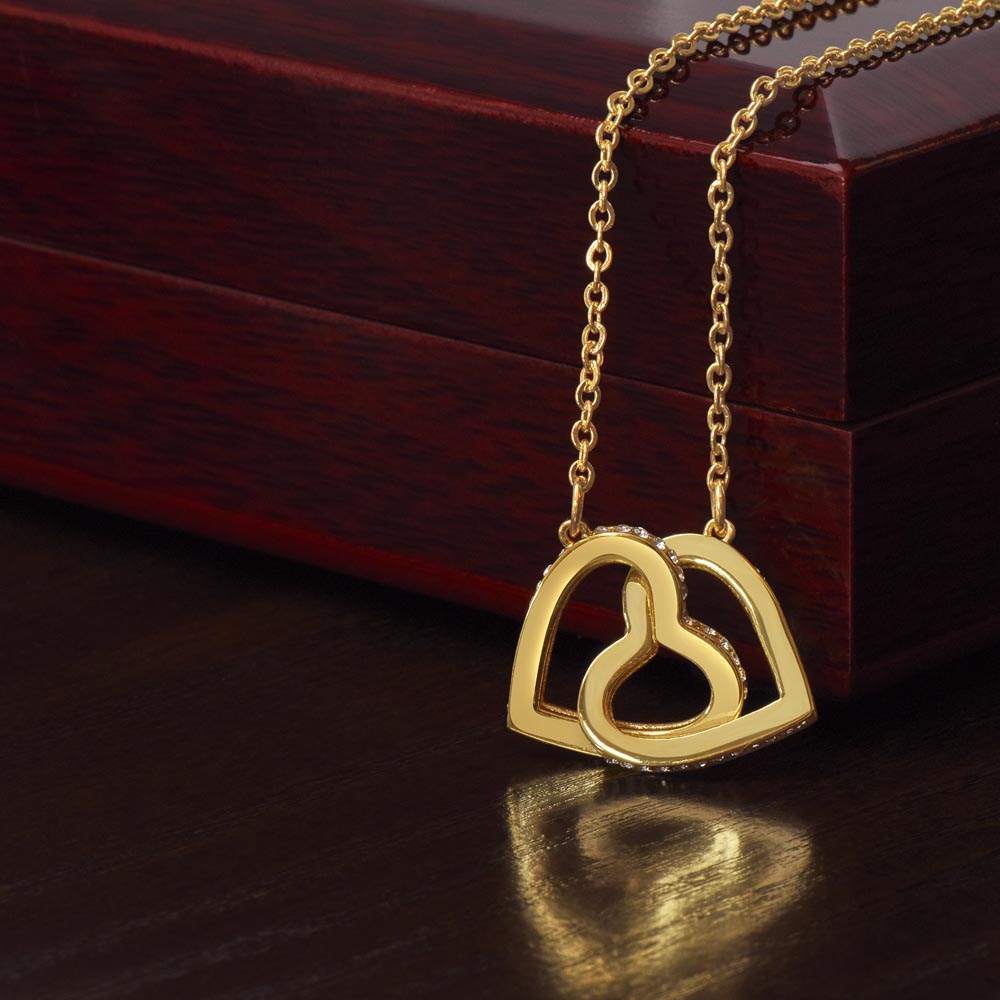 the hearts necklace
