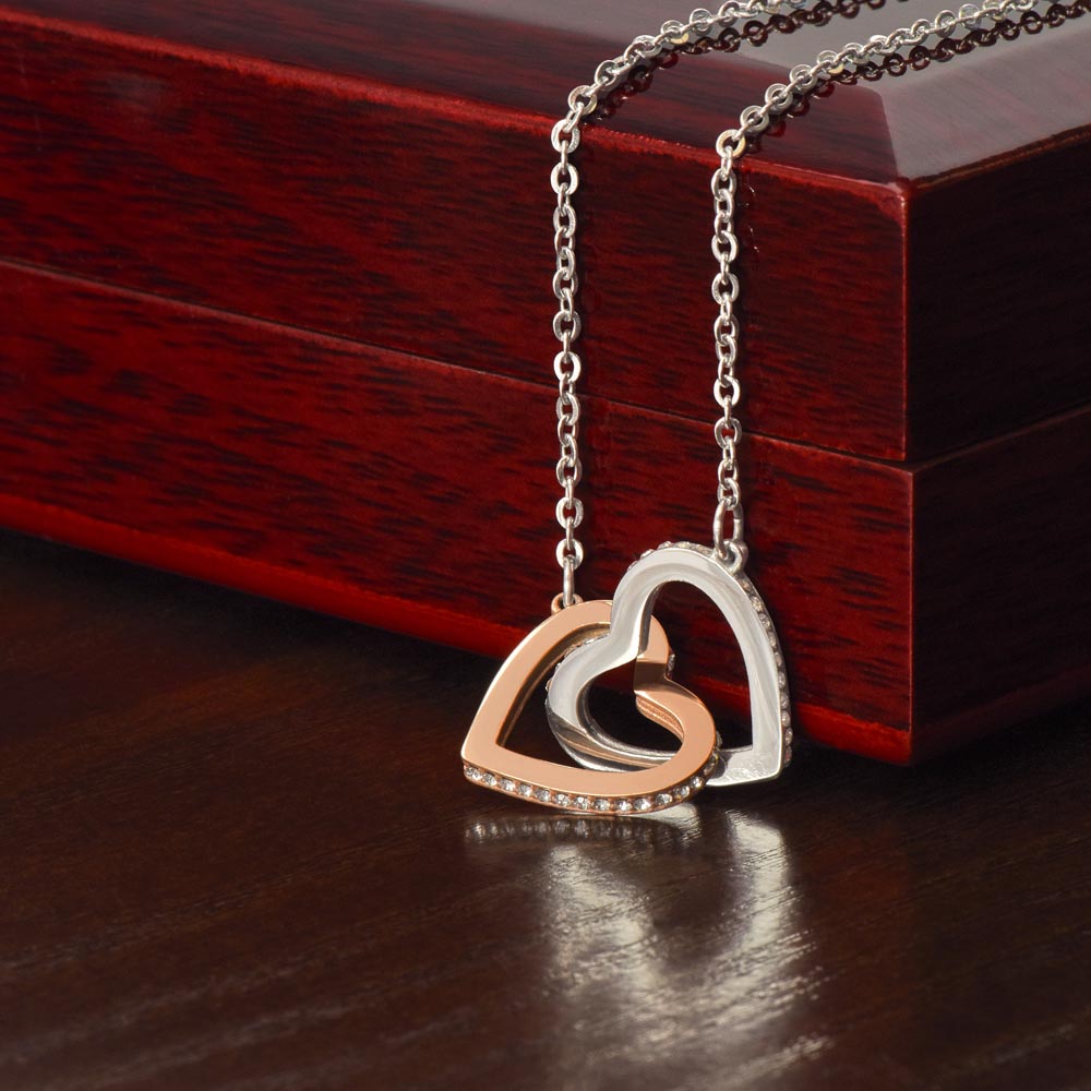 the hearts necklace